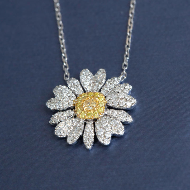 18K Gold Diamond Daisy Necklace,Daisy Flower Charm Pendant Necklace