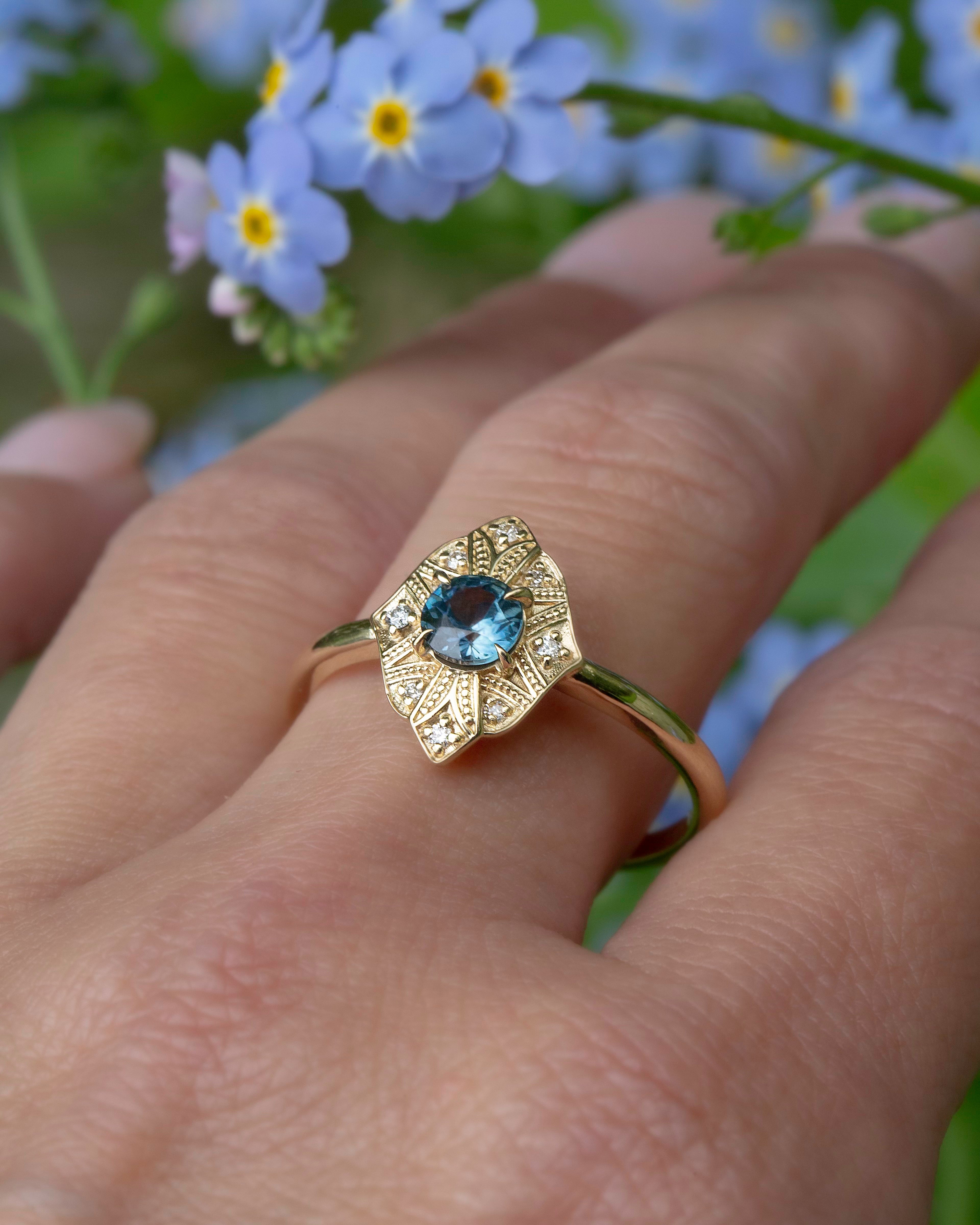 Color Changing Teal Sapphire Engagement Ring Heart Shaped Teal popular Sapphire Solitaire Wedding Ring 14k Gold Teal Sapphire Art Deco Bridal Ring