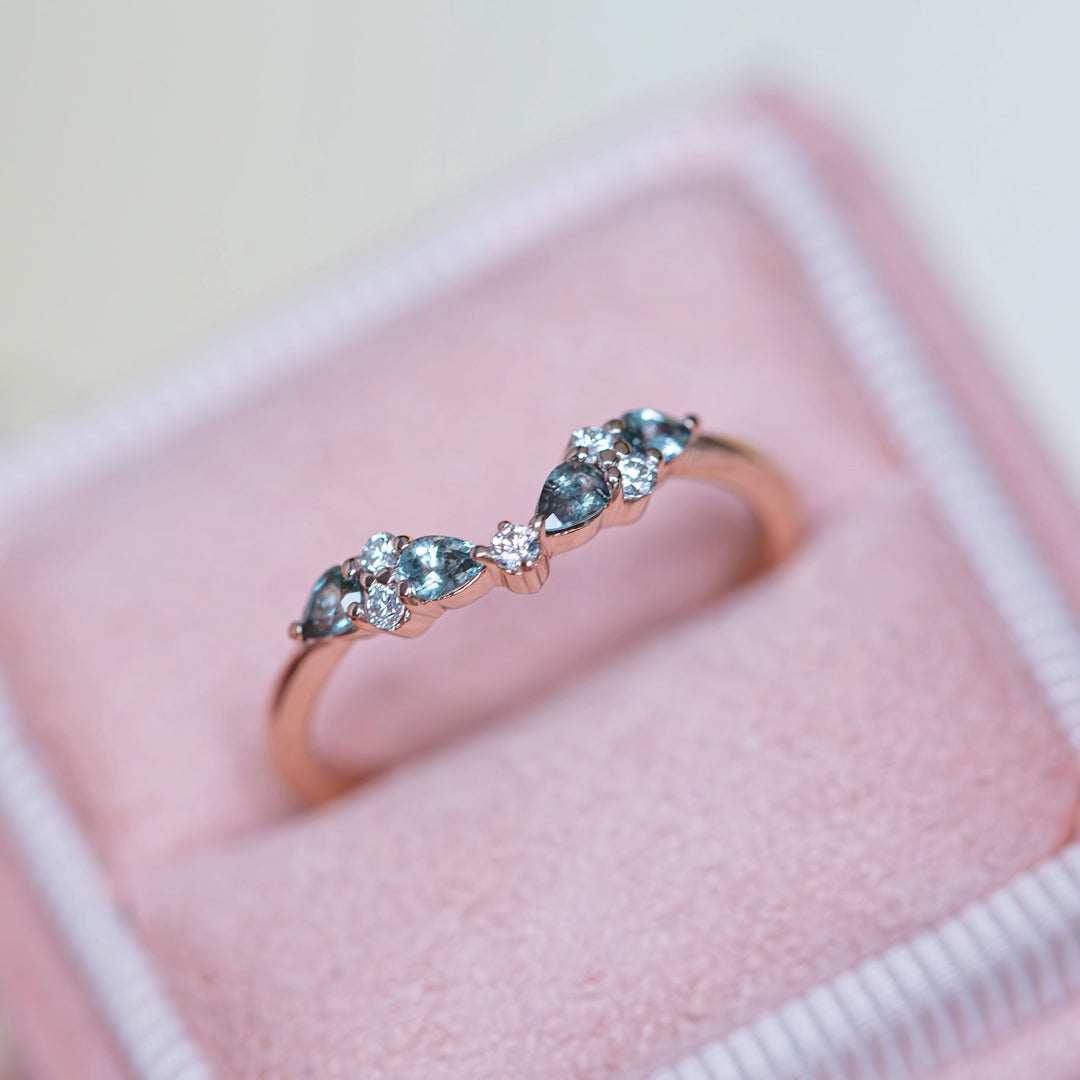 Luna Curved Wedding Band – Teal Sapphire Diamond Contour Ring