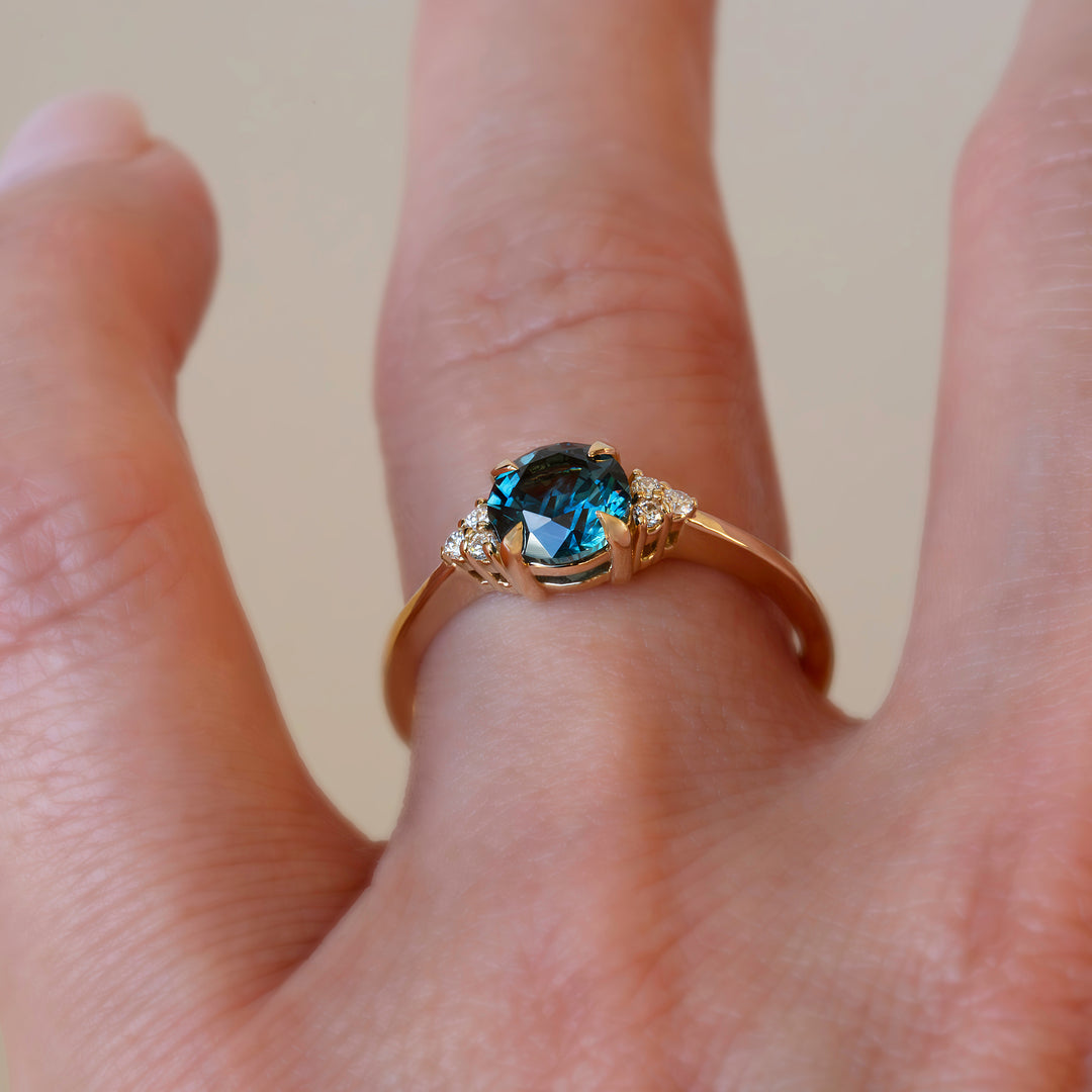 Teal Blue Green Montana Sapphire Solitaire Ring w/ Diamonds Accents 14K Gold, Teal Sapphire Engagement Ring