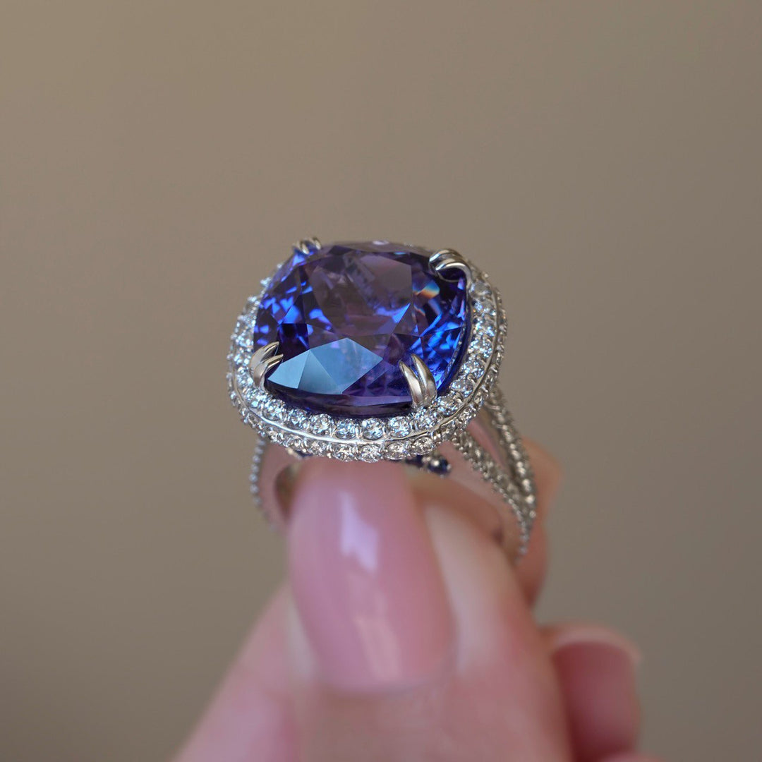 14 ct Tanzanite and Diamond Ring in 14K White Gold, Tanzanite Engagement Ring