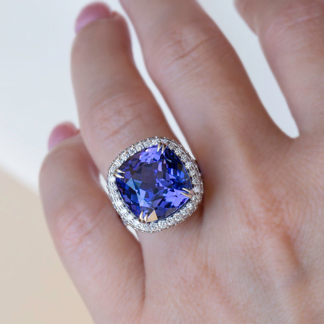 14 ct Tanzanite and Diamond Ring in 14K White Gold, Tanzanite Engagement Ring