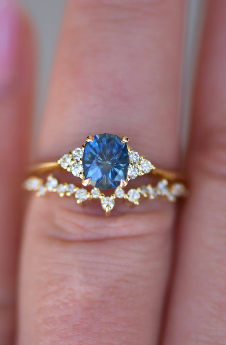 Montana Sapphire Oval Engagement Ring Set