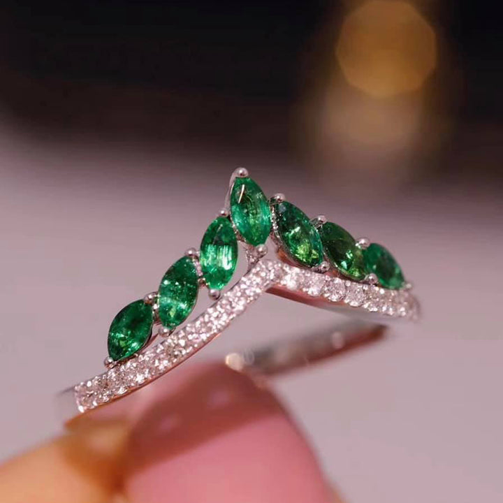 Emerald and Diamonds Curved Band 18K White Gold, Emerald Wedding Band