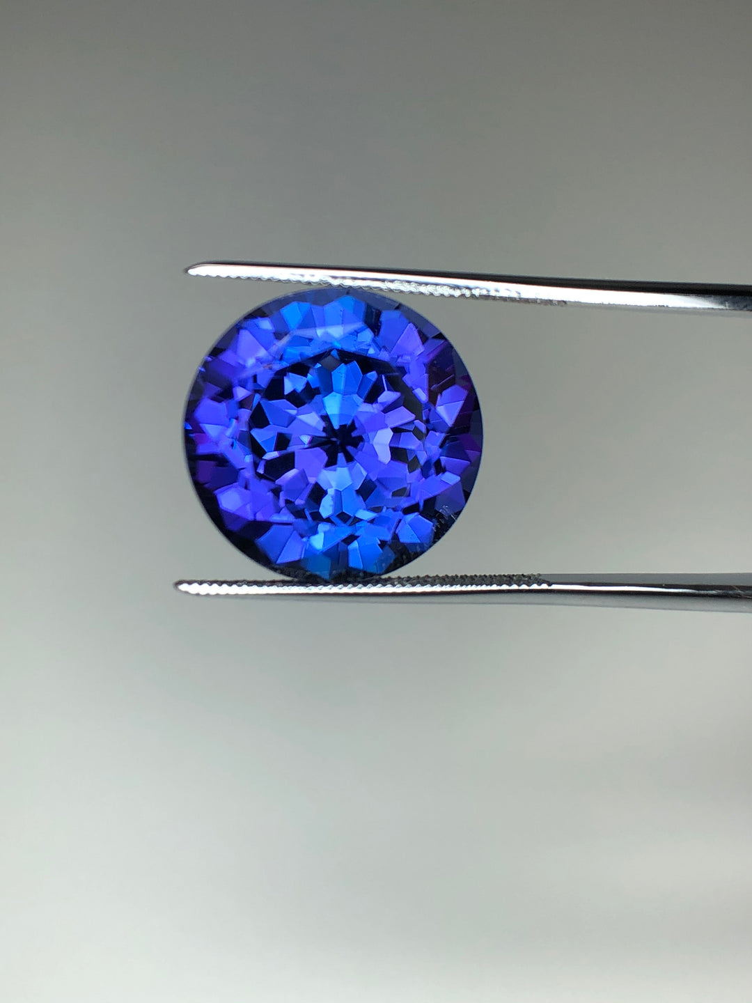 Natural Tanzanite 16.27 ct , Violetish Blue Round Shape