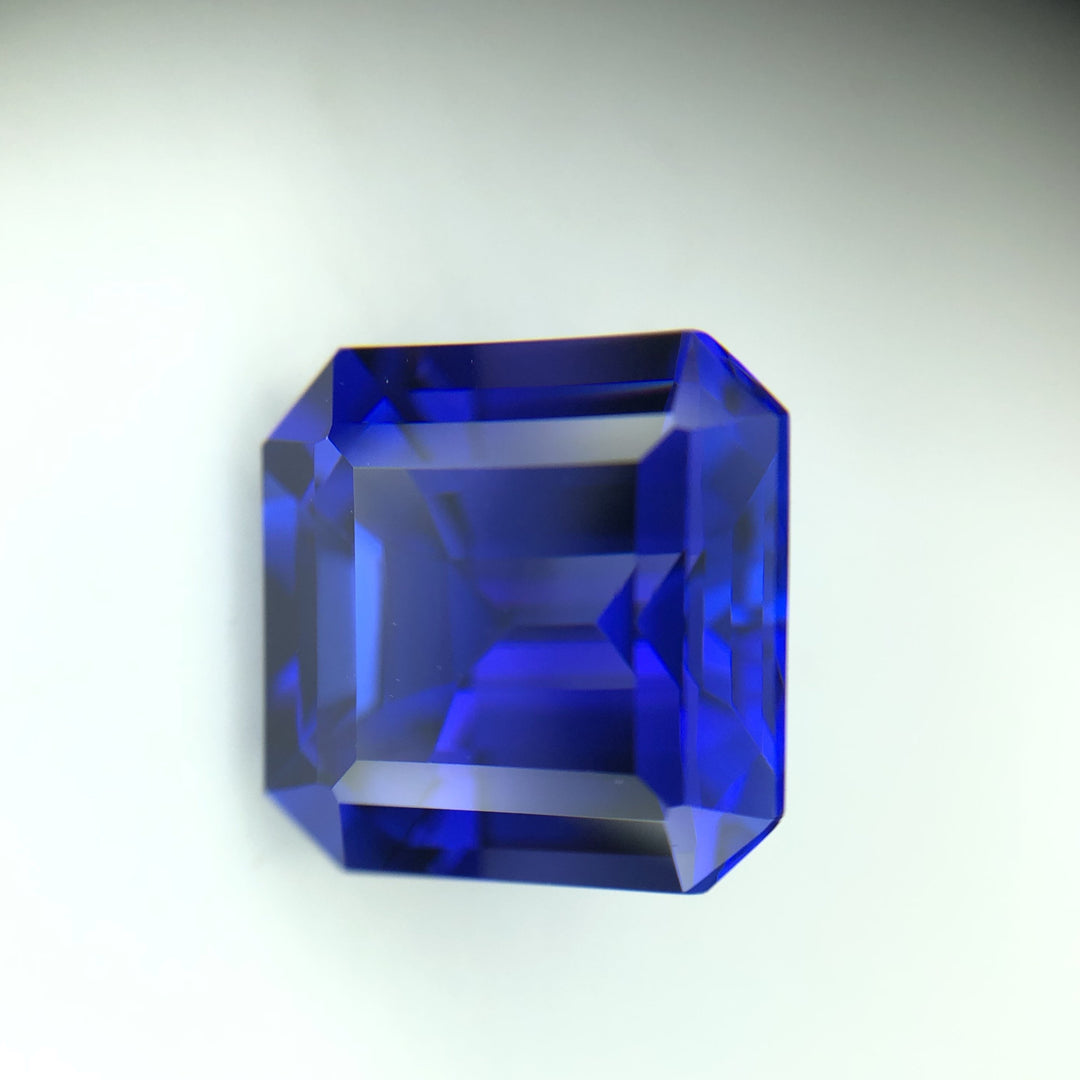 Natural Tanzanite 7.24 ct, Violetish Blue, Octagon Shape