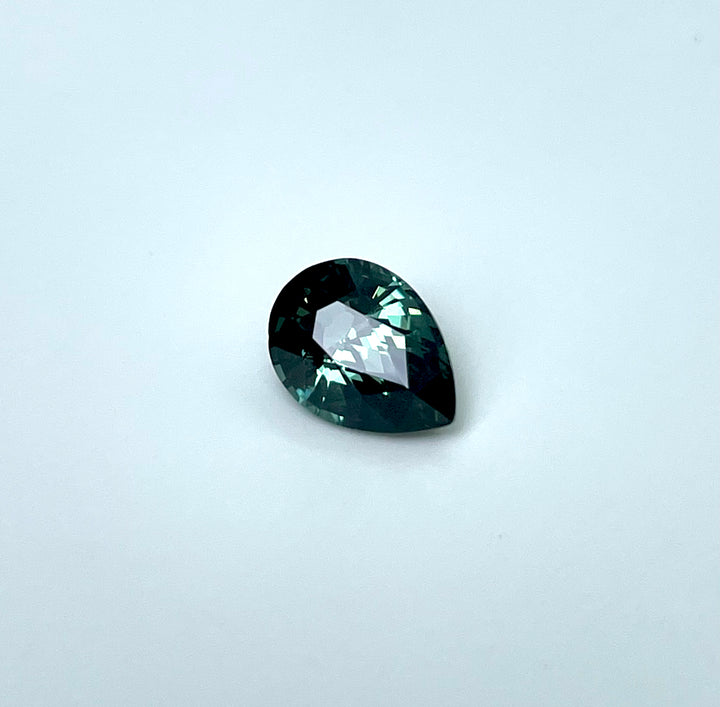 1.50 ct Teal Sapphire 6.20 x 8.40 x 4.20mm