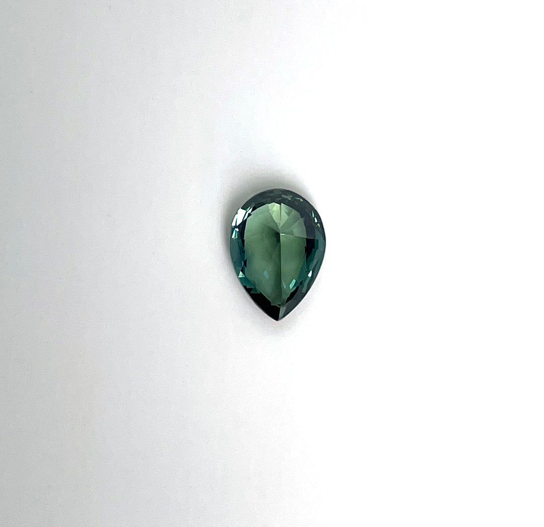 1.50 ct Teal Sapphire 6.20 x 8.40 x 4.20mm