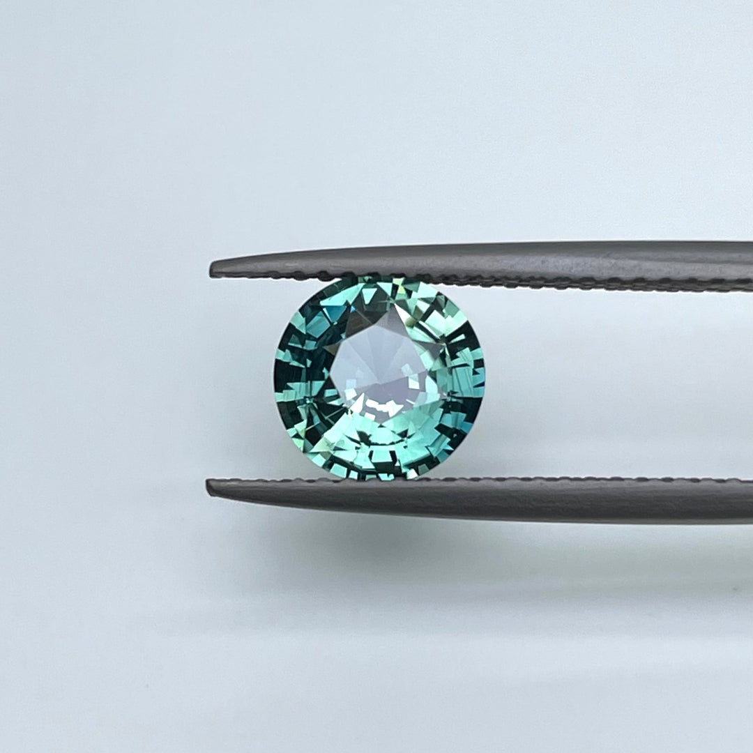 1.62 ct Teal Sapphire 7.20 x 4.00