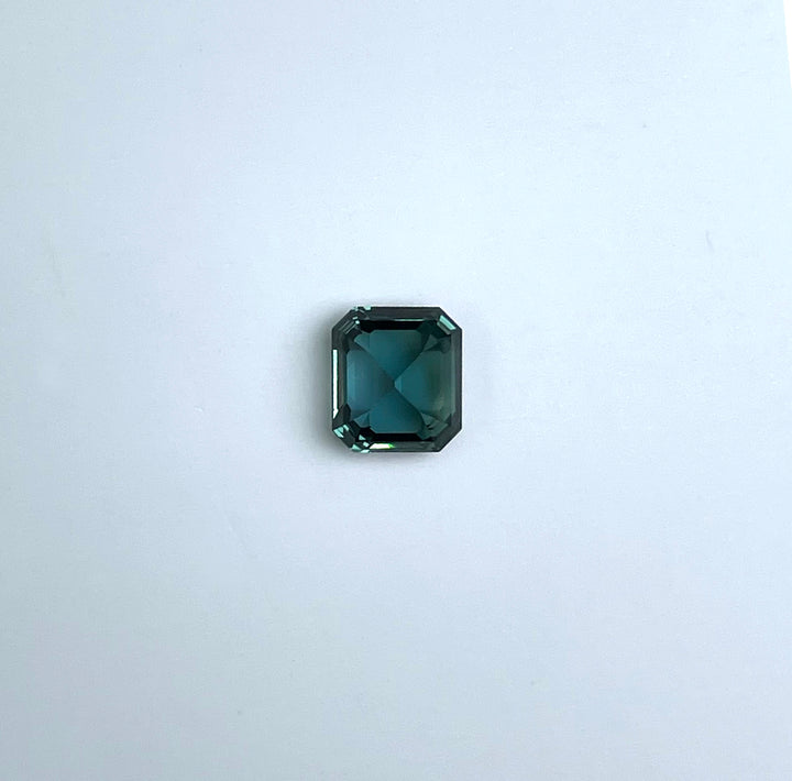 1.55 ct Teal Green Sapphire 5.90 x 6.10 x 4.30mm