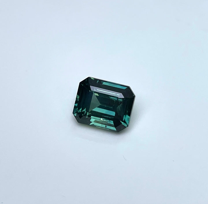 2.26 ct Blue Green Teal Sapphire 6.30x7.60x4.60