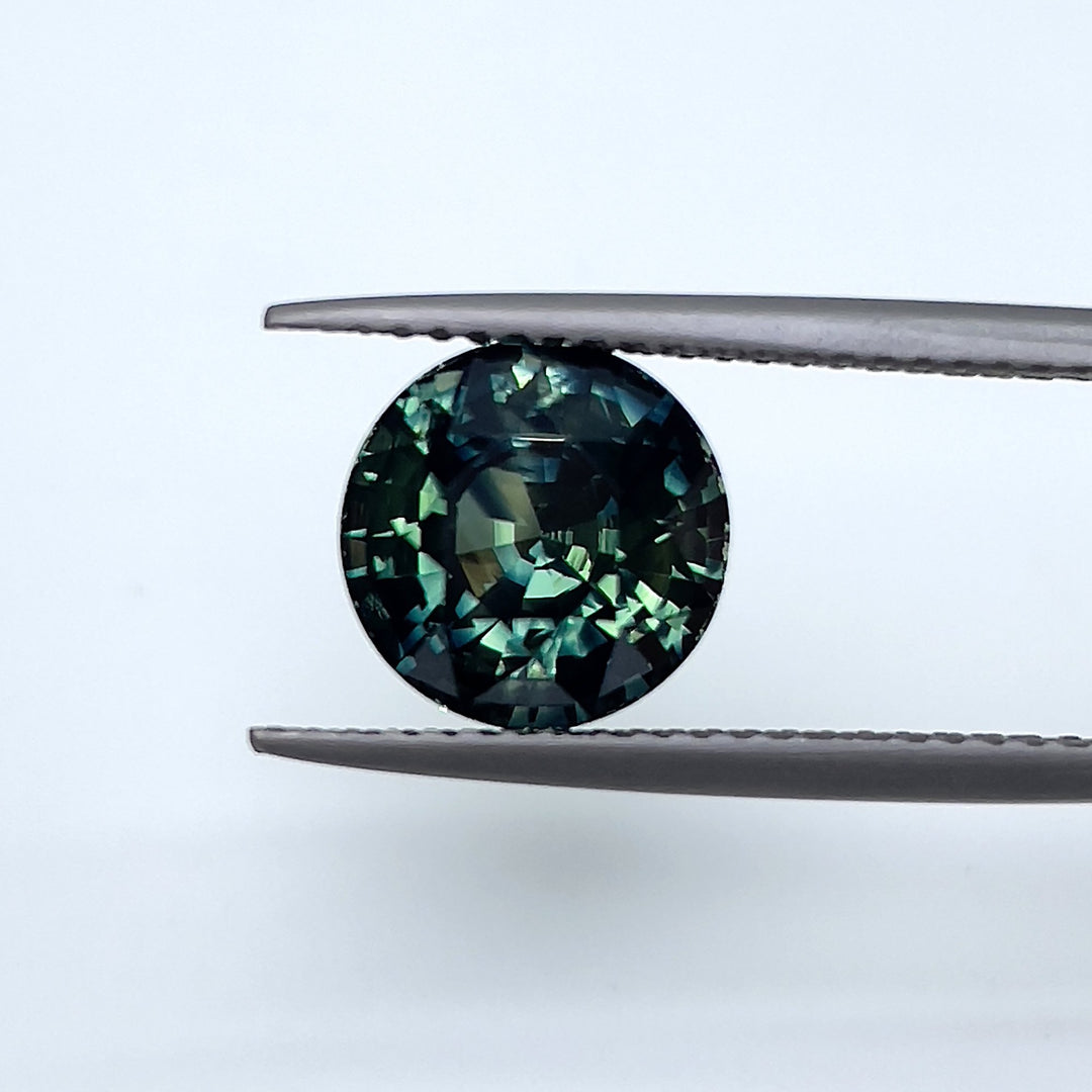 4.05 ct Parti Color Teal Sapphire 8.70x6.50