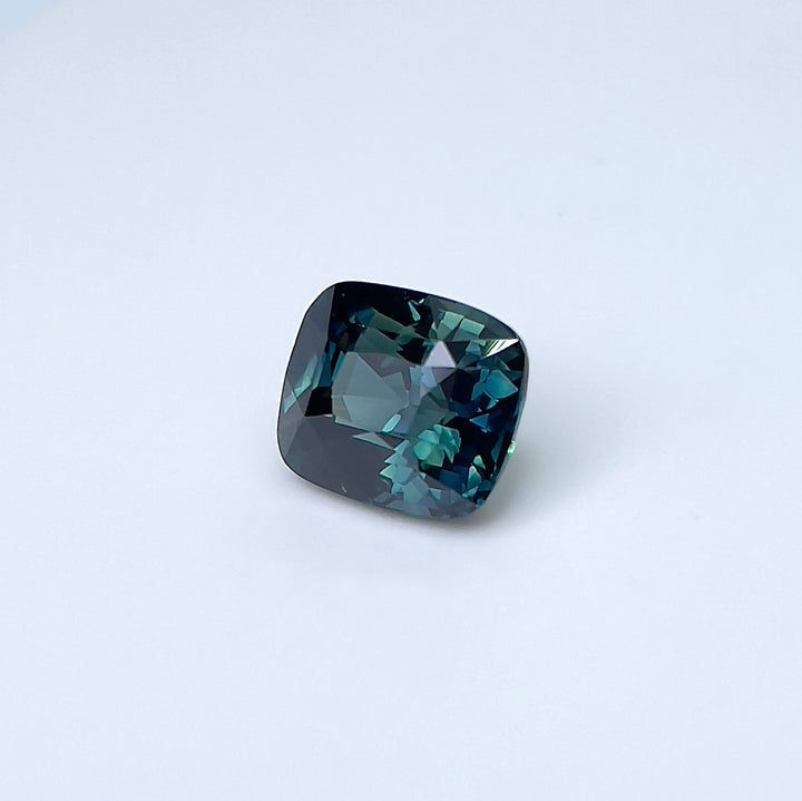 3.50 ct Green Blue Teal Sapphire 7.20x8.60x6.30