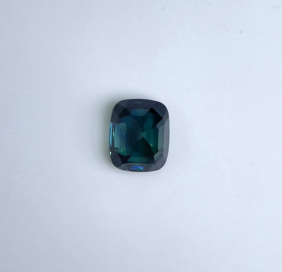 3.50 ct Green Blue Teal Sapphire 7.20x8.60x6.30