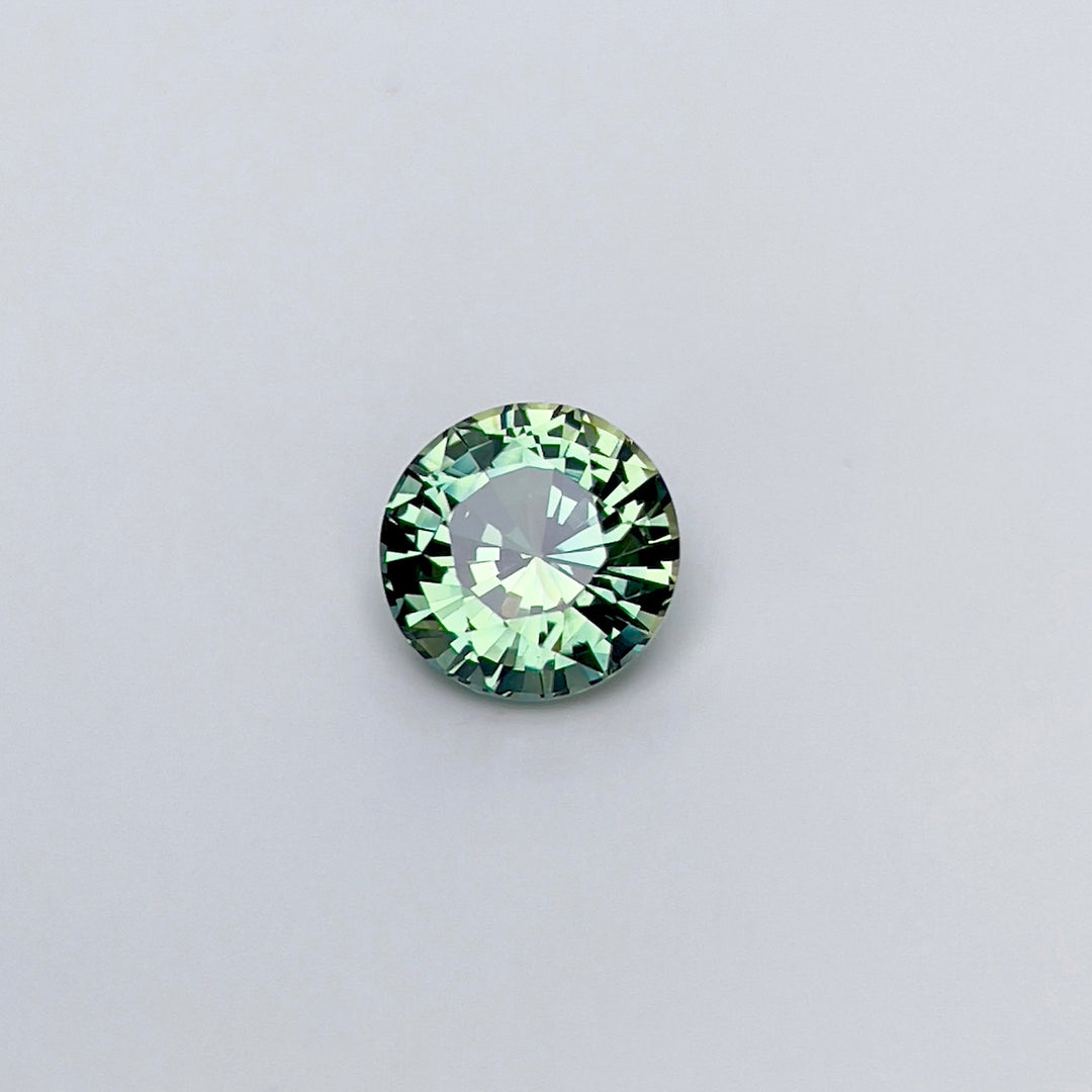 1.72 ct Teal Sapphire 7.00 x 4.60