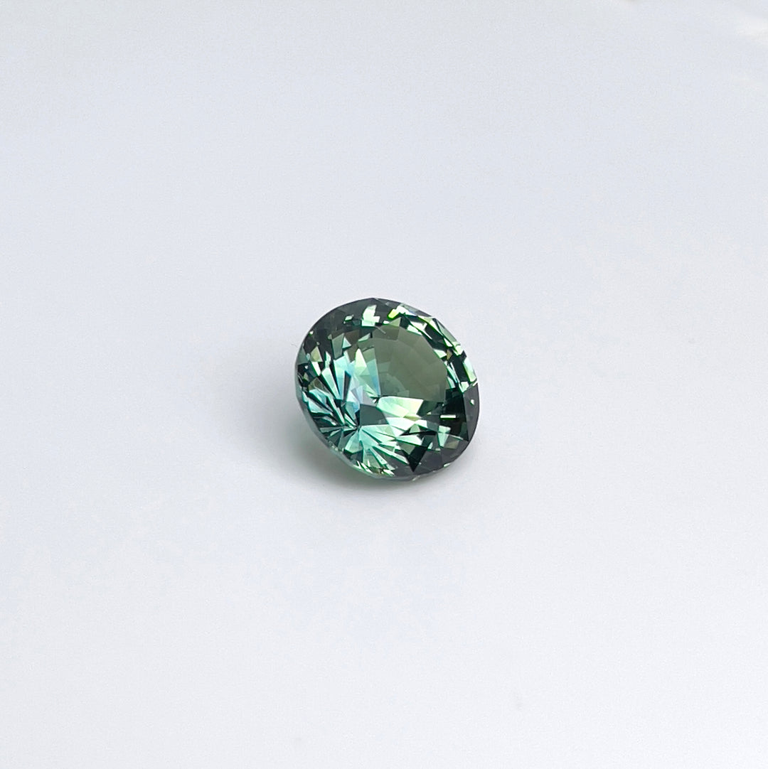 1.72 ct Teal Sapphire 7.00 x 4.60