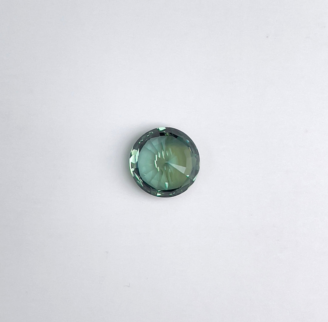 1.72 ct Teal Sapphire 7.00 x 4.60