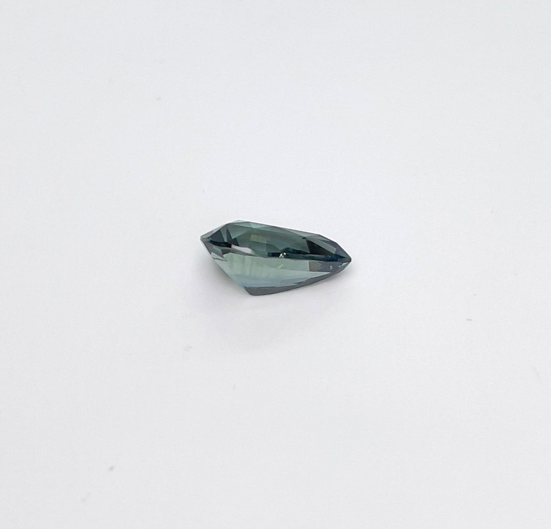 1.58 ct Teal Sapphire 5.80 x 9.00 x 4.20 mm