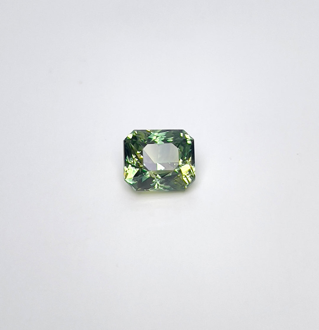 1.53ct Parti Sapphire 5.50 x 6.40 x 4.60mm