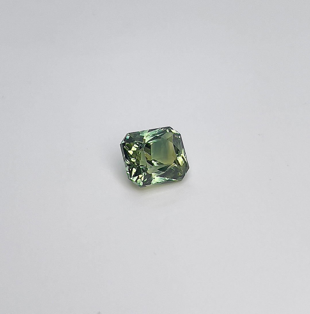 1.53ct Parti Sapphire 5.50 x 6.40 x 4.60mm