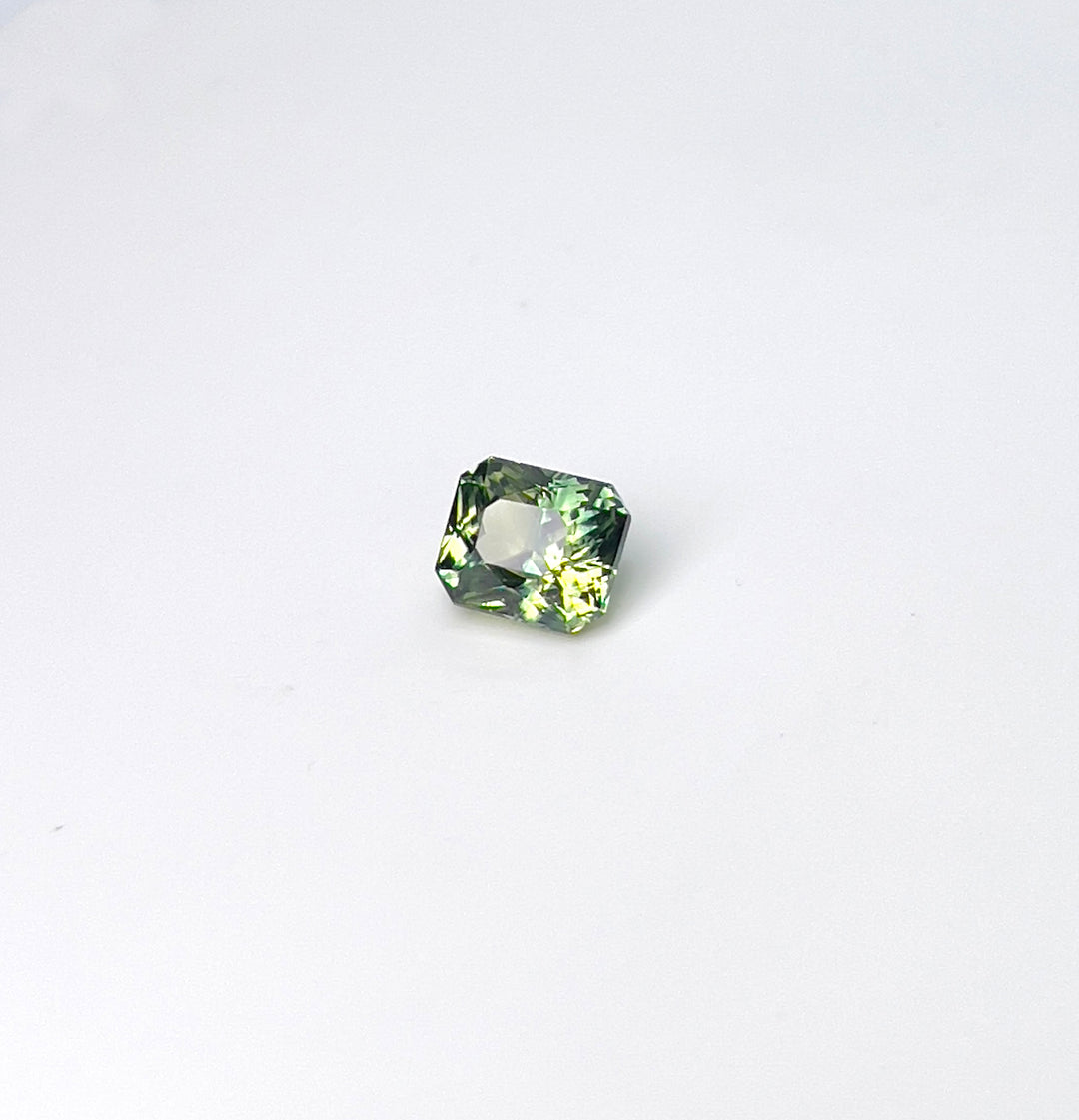 1.53ct Parti Sapphire 5.50 x 6.40 x 4.60mm