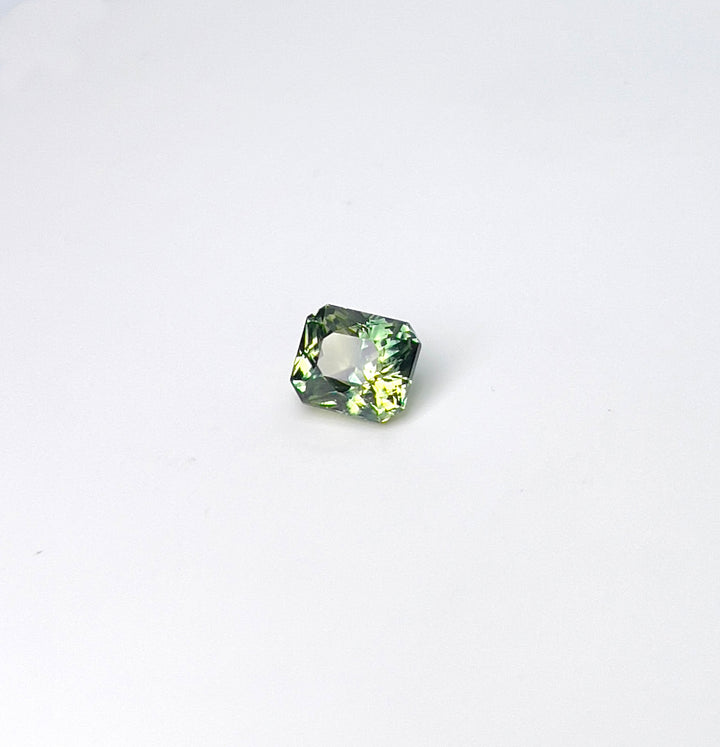 1.53ct Parti Sapphire 5.50 x 6.40 x 4.60mm