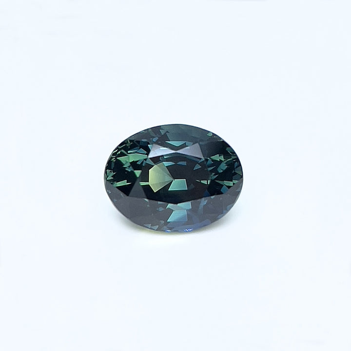 4.70 ct Parti Color Sapphire 7.90x10.00x7.20