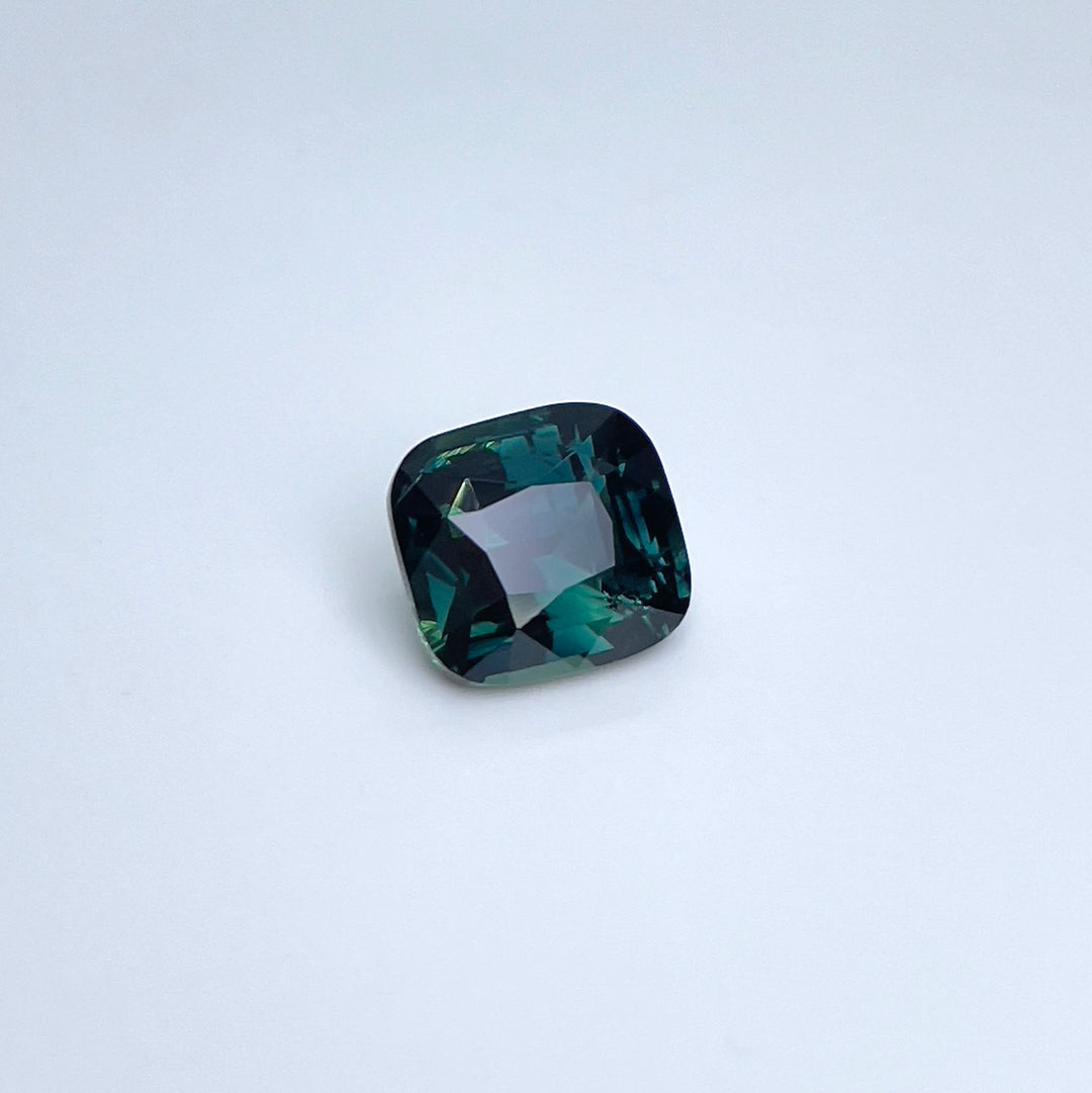 2.08 ct Blue Green Teal Sapphire 6.70x7.40x4.50