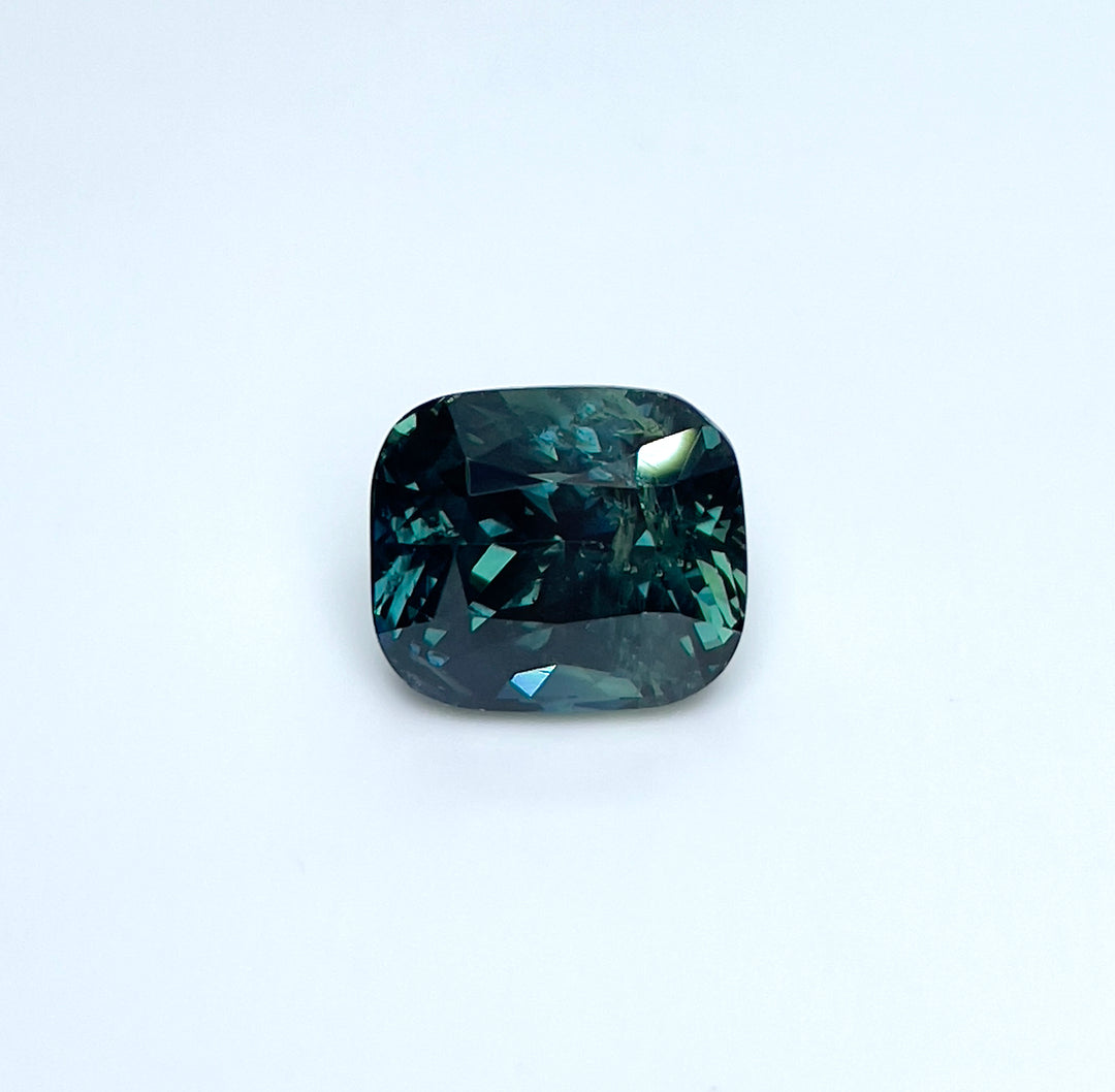 5.59 ct Blue Green Teal Sapphire 8.50x9.80x7.20