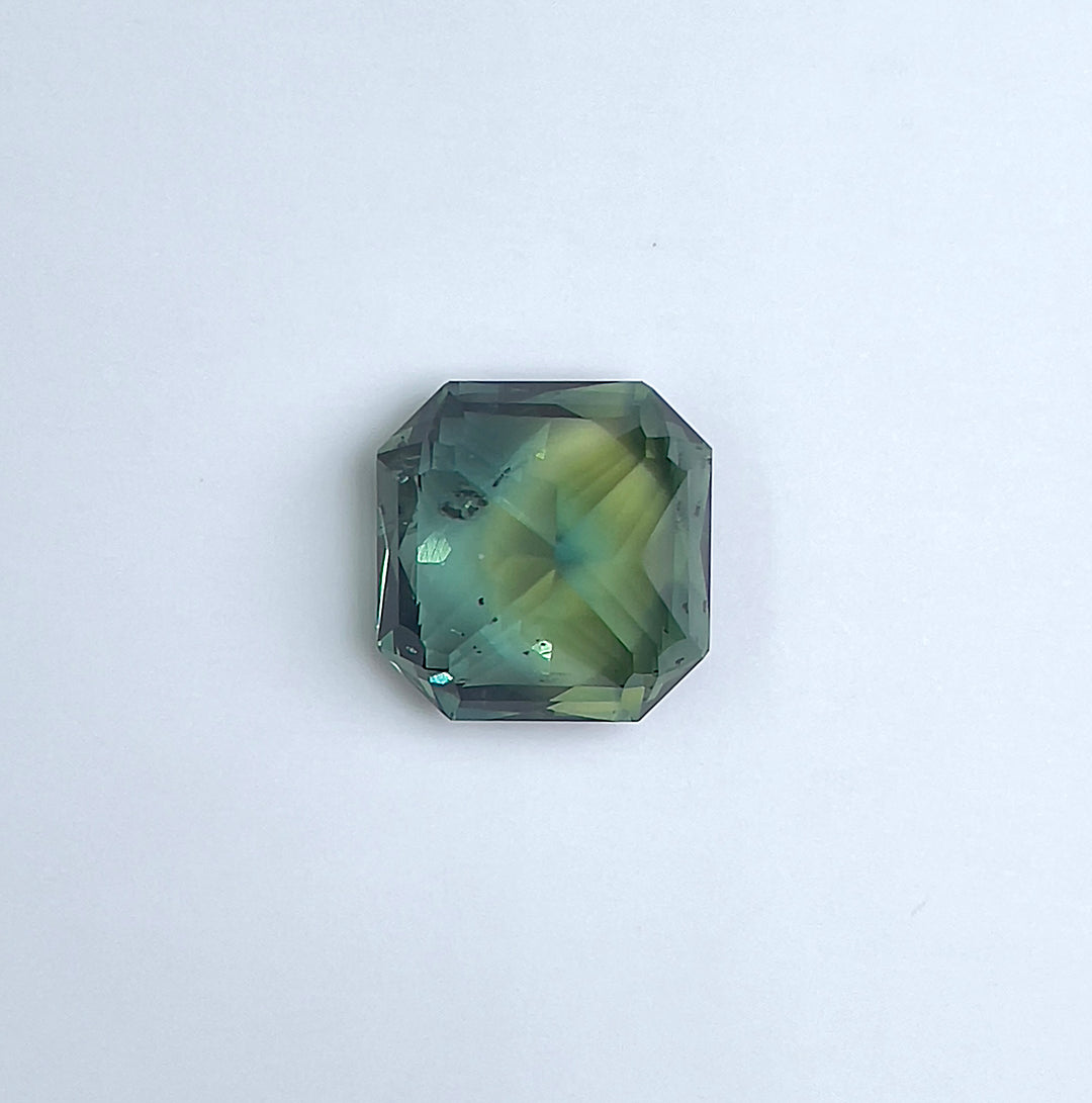 3.58 ct Parti Color Teal Sapphire 8.20x8.30x5.70