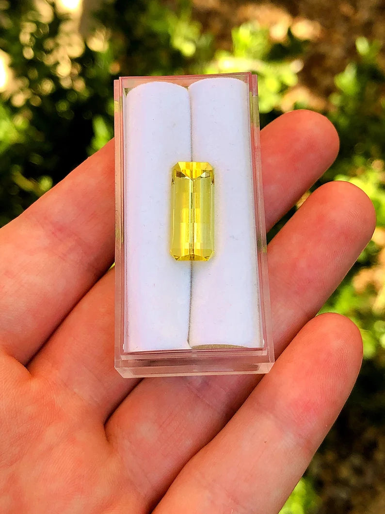 5.51 ct Golden Beryl Heliodor from Tajikistan